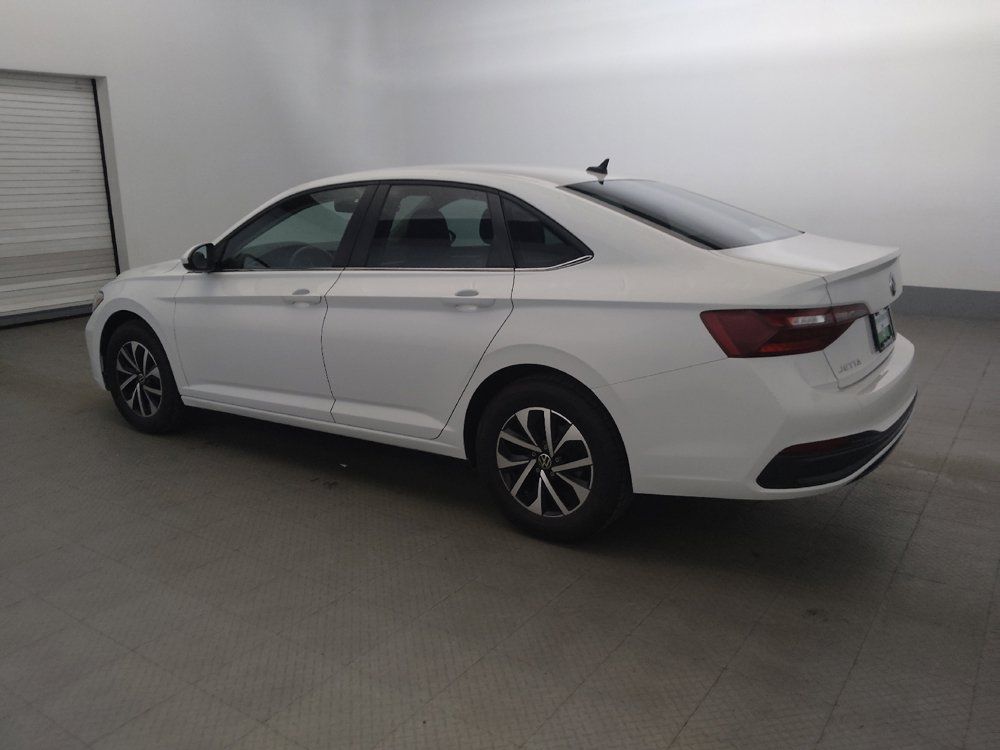 Used 2024 Volkswagen Jetta S FWD image 3