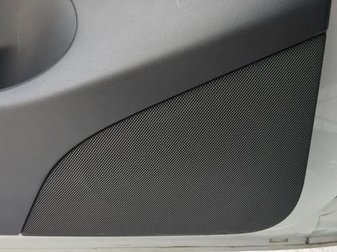 Used 2021 Tesla Model Y Performance image 29