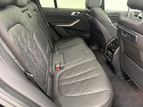 Used 2023 BMW X5 xDrive40i w/ Premium Package AWD/4WD image 29