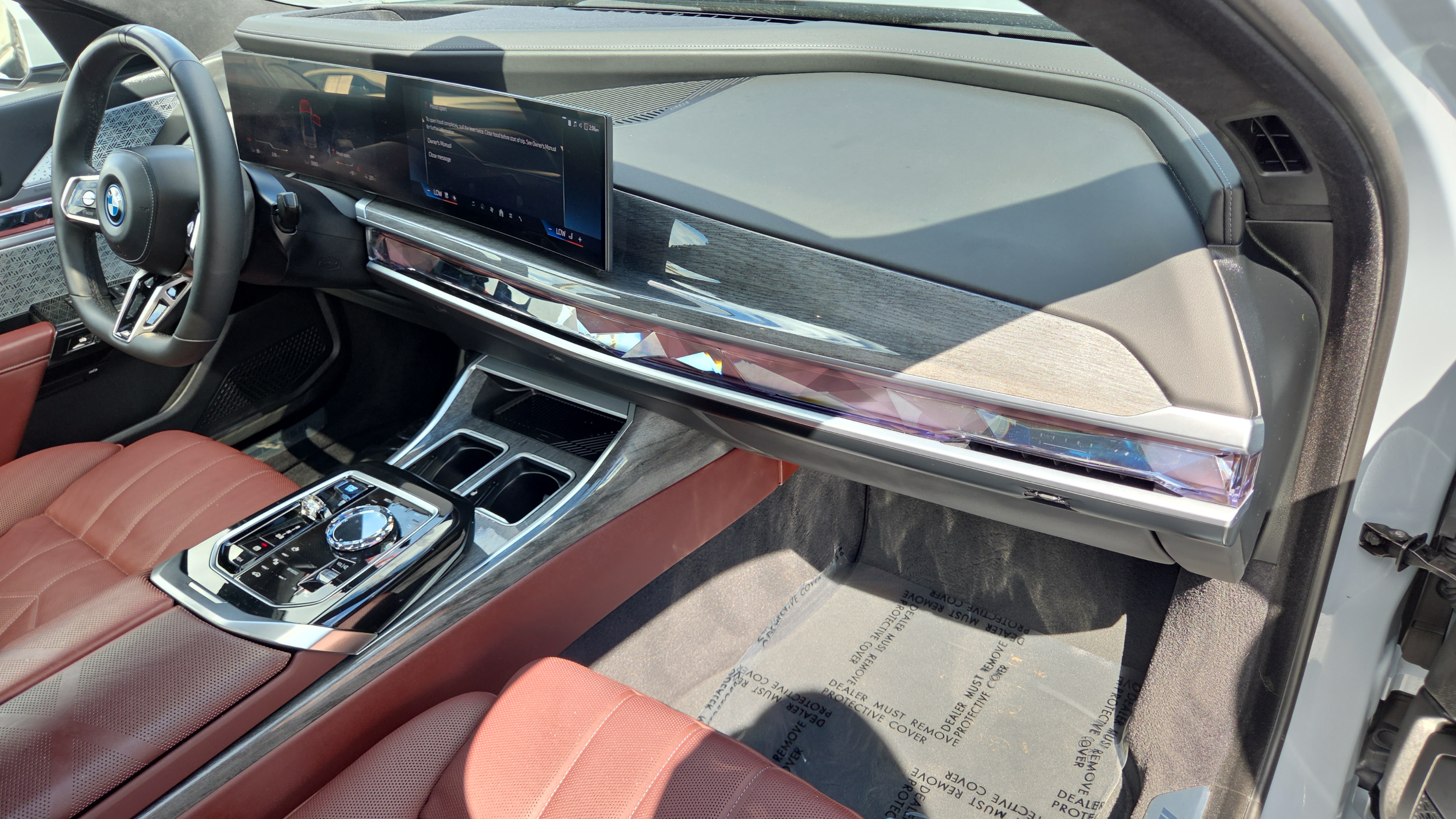 Certified 2023 BMW i7 xDrive60 AWD/4WD image 15