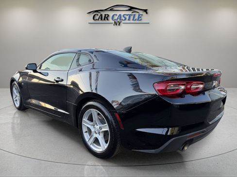 Used 2023 Chevrolet Camaro LT image 10