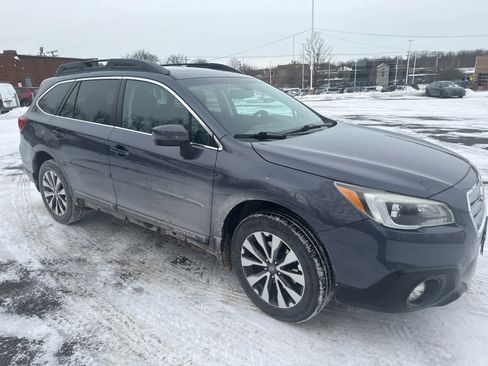 Used 2016 Subaru Outback 2.5i Limited image 1