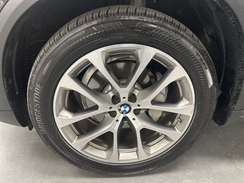 Used 2022 BMW X5 xDrive40i AWD/4WD image 27