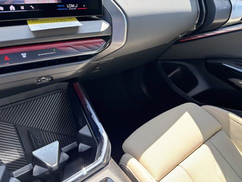 Used 2026 BMW X3 xDrive30 w/ Premium Package image 17