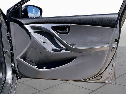 Used 2013 Hyundai Elantra Limited FWD image 21