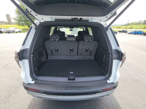 New 2026 Chevrolet Traverse LT w/ Enhanced Driving Package image 25