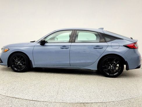 Used 2023 Honda Civic Sport image 8