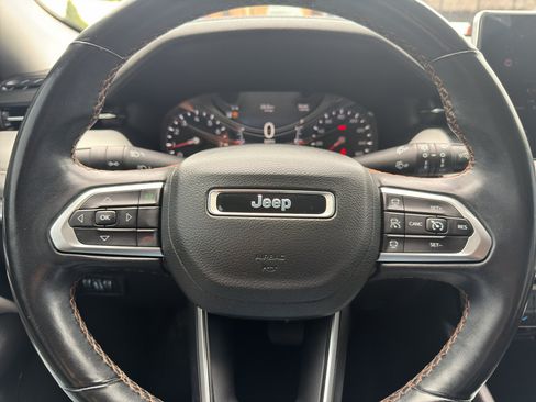 Used 2022 Jeep Compass Limited AWD/4WD image 16