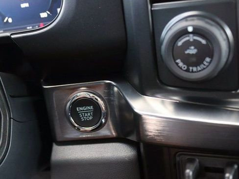 New 2025 Ford F250 Lariat w/ Lariat Ultimate Package AWD/4WD image 27