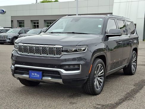 Used 2022 Jeep Grand Wagoneer Series III w/ Flexible Seating Group AWD/4WD image 4