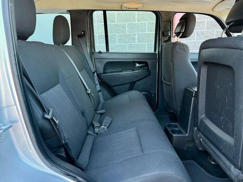 Used 2011 Jeep Liberty Sport image 20