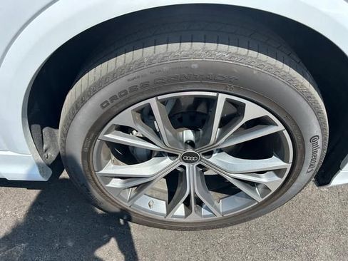 Used 2023 Audi Q8 Premium Plus w/ Premium Plus Package image 27