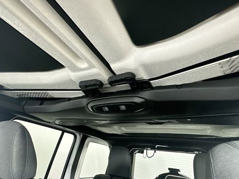 New 2026 Jeep Wrangler Unlimited Rubicon AWD/4WD image 14
