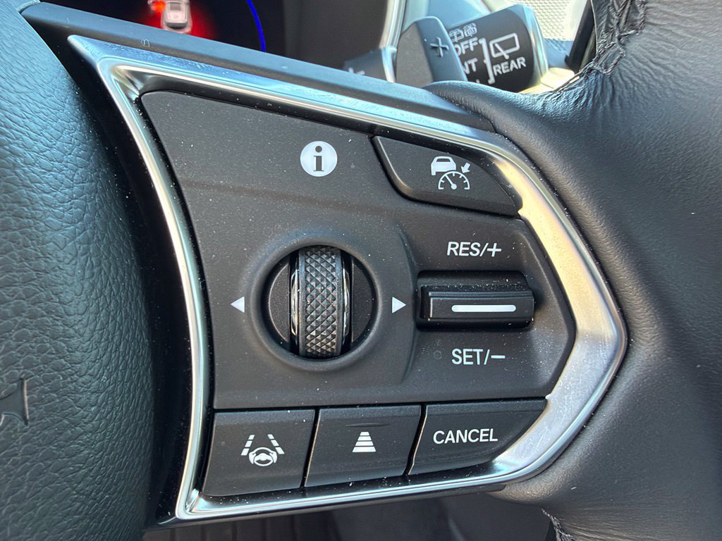 Certified 2026 Acura MDX w/ Technology Package FWD image 25