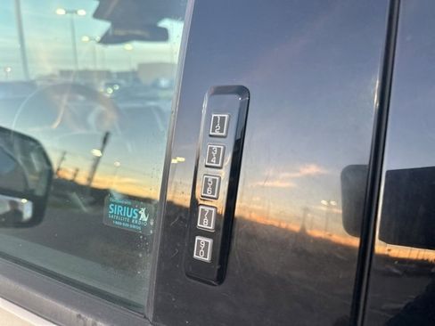 Used 2017 Ford F150 Lariat w/ Equipment Group 502A Luxury image 10