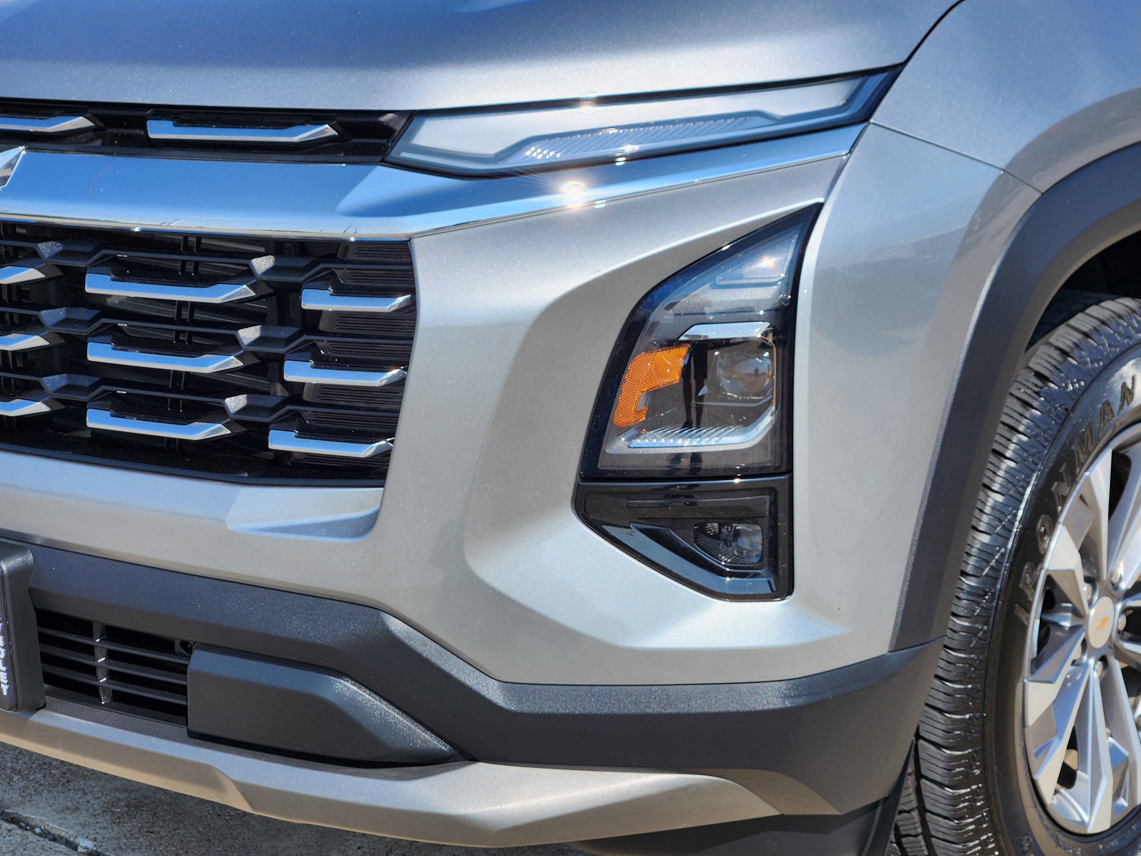 Used 2025 Chevrolet Equinox LT w/ Convenience Package II FWD image 10