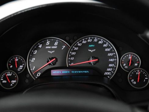 Used 2007 Chevrolet Corvette Convertible RWD image 19