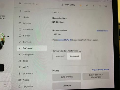 Used 2021 Tesla Model Y Long Range image 32