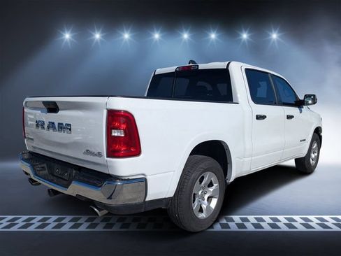 Used 2025 RAM 1500 Big Horn AWD/4WD image 3
