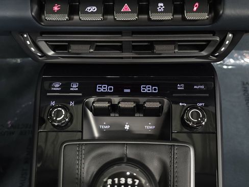 Certified 2024 Porsche 911 Targa 4 GTS AWD/4WD image 19