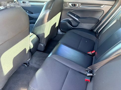 Used 2023 Honda Civic Sport image 25