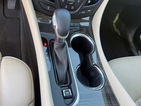 Used 2020 Buick Envision Premium AWD/4WD image 21