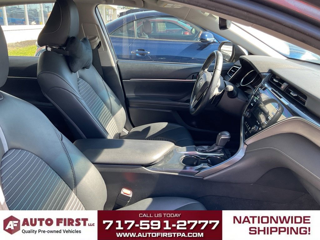 Used 2018 Toyota Camry SE w/ Audio Package FWD image 19
