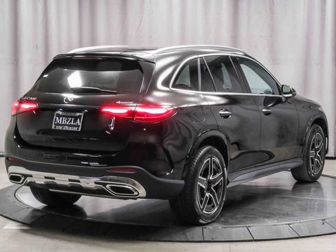 Certified 2025 Mercedes-Benz GLC 300 4MATIC image 4