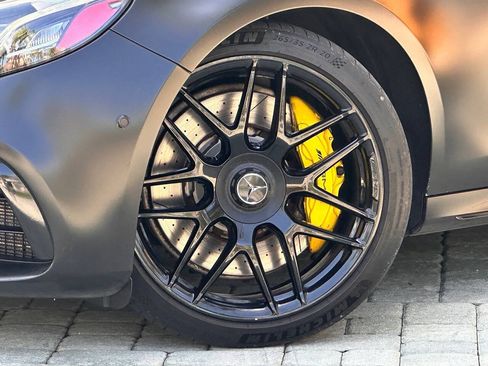 Used 2018 Mercedes-Benz E 63 AMG S image 3