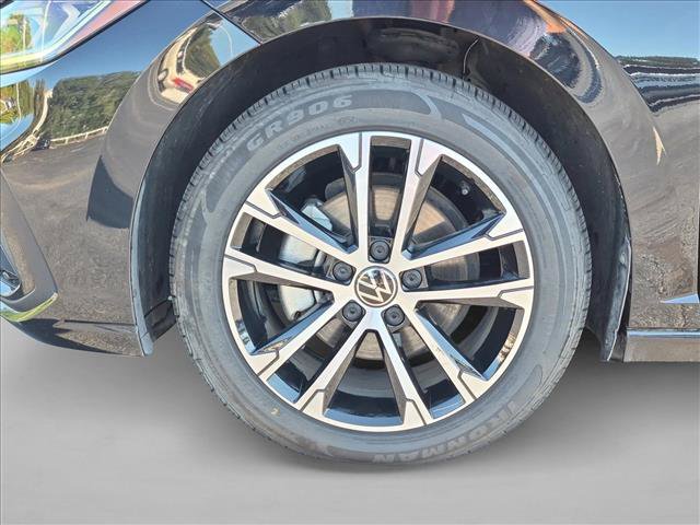 Used 2025 Volkswagen Jetta Sport FWD image 22
