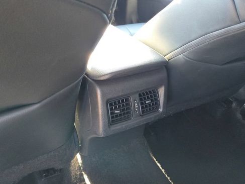 Used 2023 Toyota Camry SE w/ Audio Upgrade Package FWD image 10