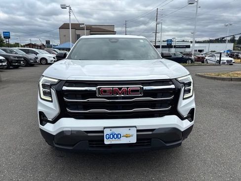 Used 2025 GMC Terrain Elevation AWD/4WD image 8
