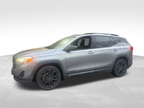 Used 2020 GMC Terrain SLE w/ Elevation Edition image 5