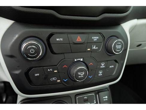 Used 2022 Jeep Renegade Limited w/ Sun, Sound & Wheels Group AWD/4WD image 30