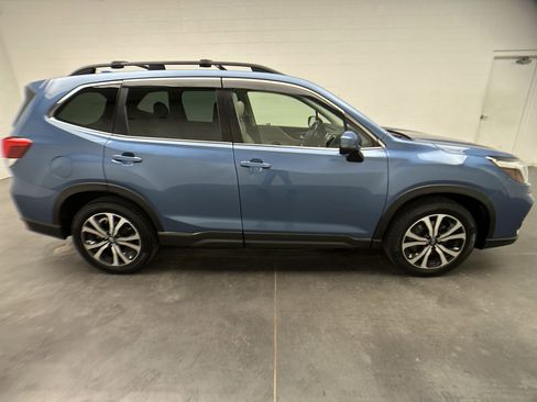 Used 2021 Subaru Forester Limited w/ Popular Package #3 AWD/4WD image 11