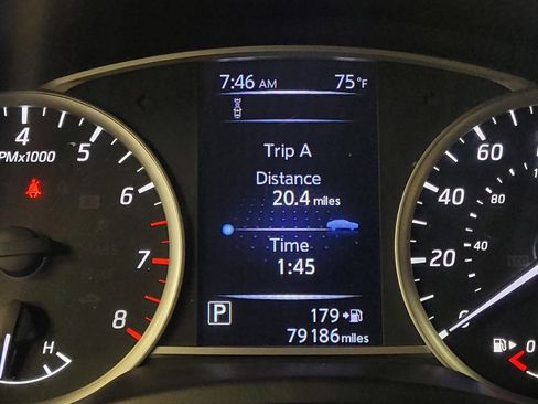 Used 2018 Nissan Sentra SV image 23
