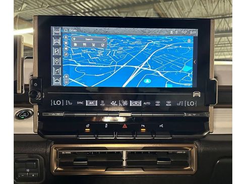 Used 2024 GMC Hummer EV 2X image 26