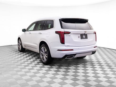 Certified 2024 Cadillac XT6 Premium Luxury w/ Platinum Package image 3