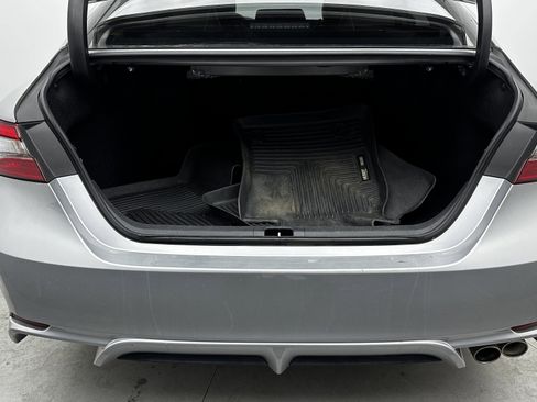 Used 2019 Toyota Camry SE image 26