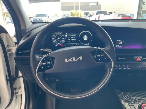 Used 2023 Kia Niro Wind image 9
