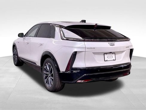 New 2025 Cadillac Lyriq Sport AWD/4WD image 11