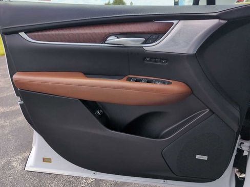 Used 2023 Cadillac XT5 Sportv AWD/4WD image 24