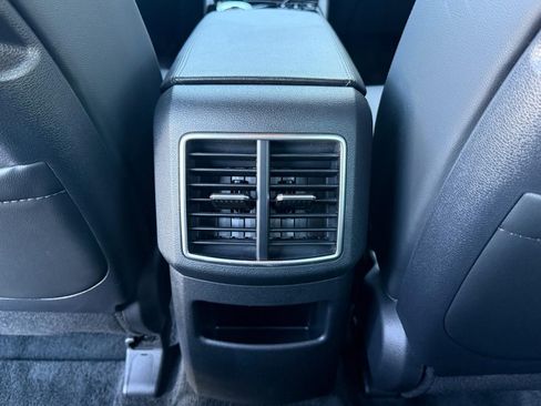 Used 2023 Kia Sportage EX AWD/4WD image 30