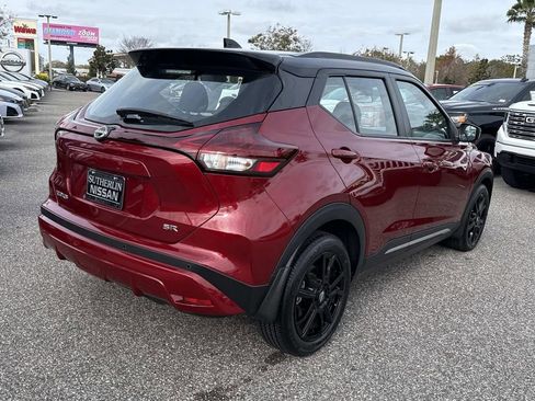 Used 2024 Nissan Kicks SR image 4