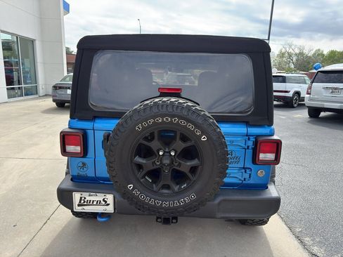 Used 2022 Jeep Wrangler Willys image 6