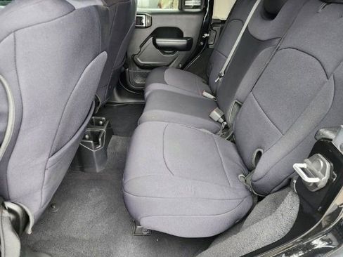 Used 2020 Jeep Wrangler Unlimited Sport S image 5