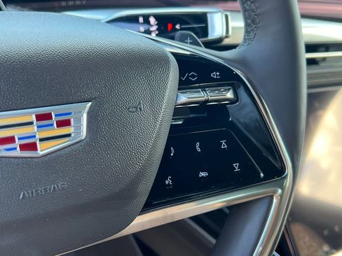 Certified 2025 Cadillac Escalade Premium Luxury w/ Touring Package image 29