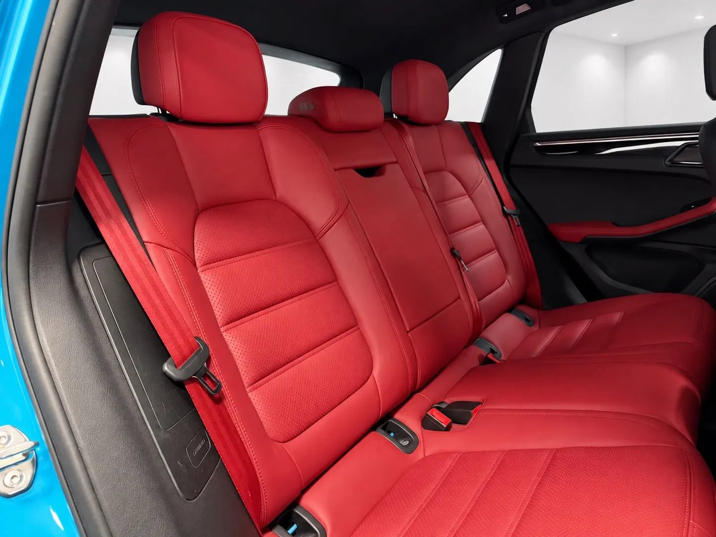 Used 2020 Porsche Macan S AWD/4WD image 22