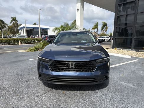 Used 2025 Honda Accord SE image 3