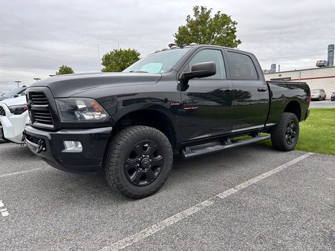 Used 2017 RAM 2500 Big Horn w/ Sport Appearance Group AWD/4WD image 2